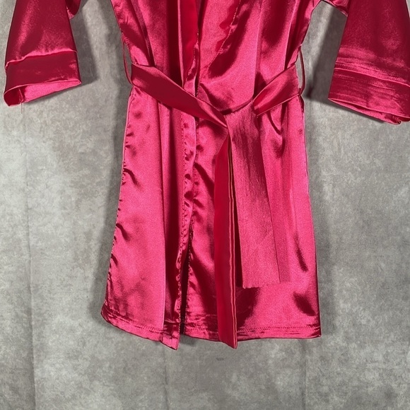 Girls Hot Pink Satin Spa Bridesmaids Robe | See Measurements - Picture 2 of 9